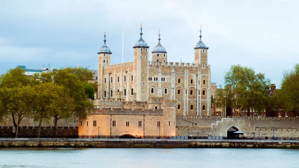 The Tower of London is an iconic fortress located on the banks of the River Thames in London, England.